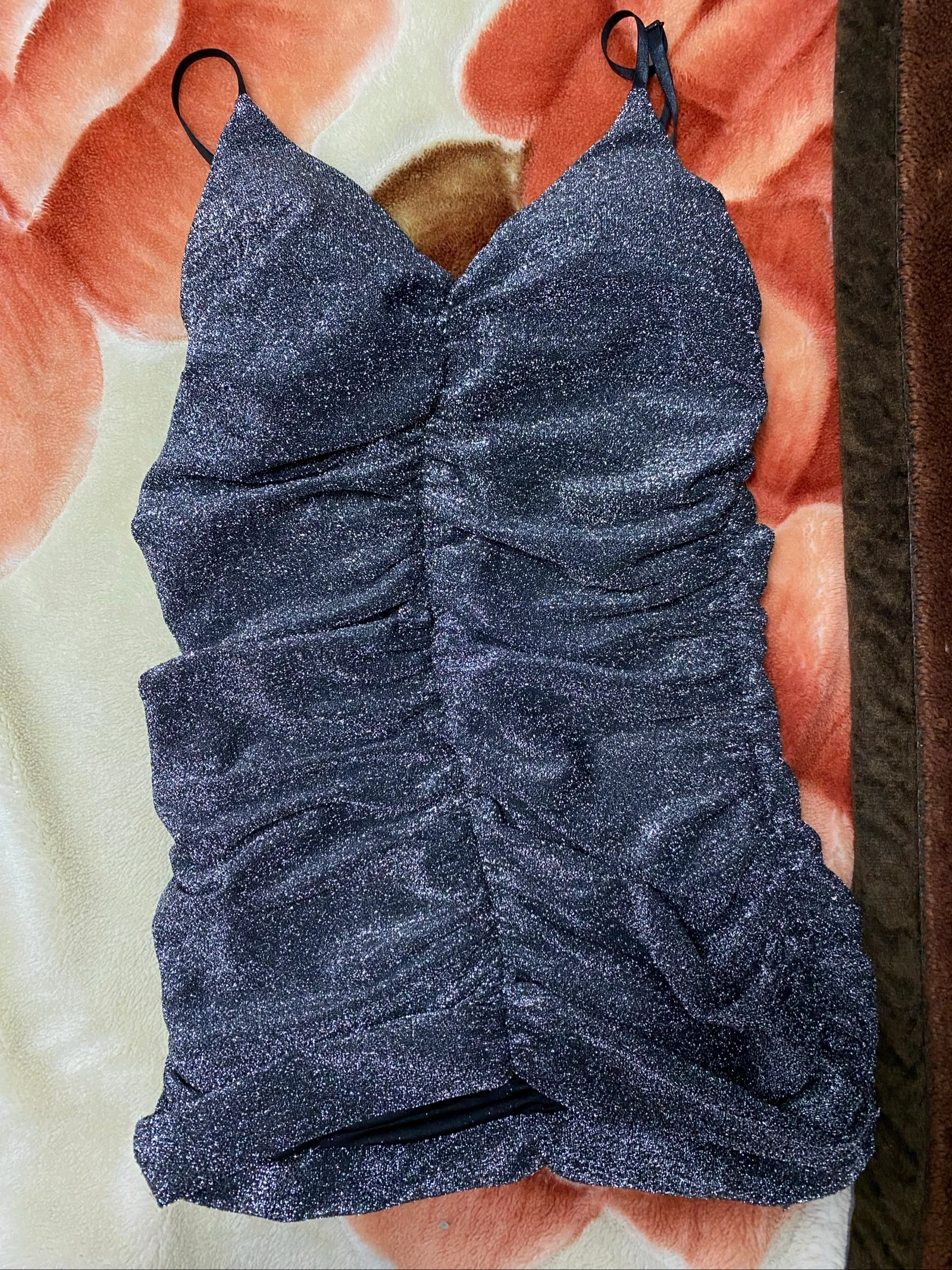 Vestido Mini Drapeado Brillante - Plateado/Glitter - Ideal Fiesta